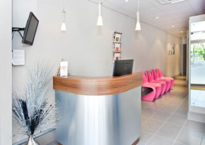 Morph Interior-Beaches & Cream Salon