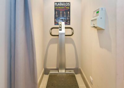 Morph Interior-Beaches & Cream Salon